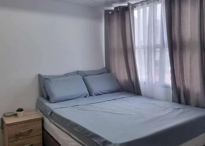 Evan's Pad, Horizons 101 T1 *