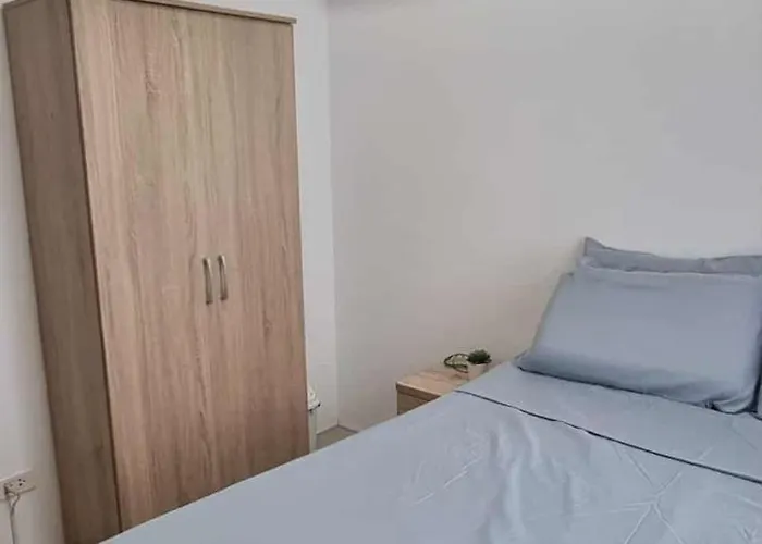 Evan's Pad, Horizons 101 T1 * Cebu